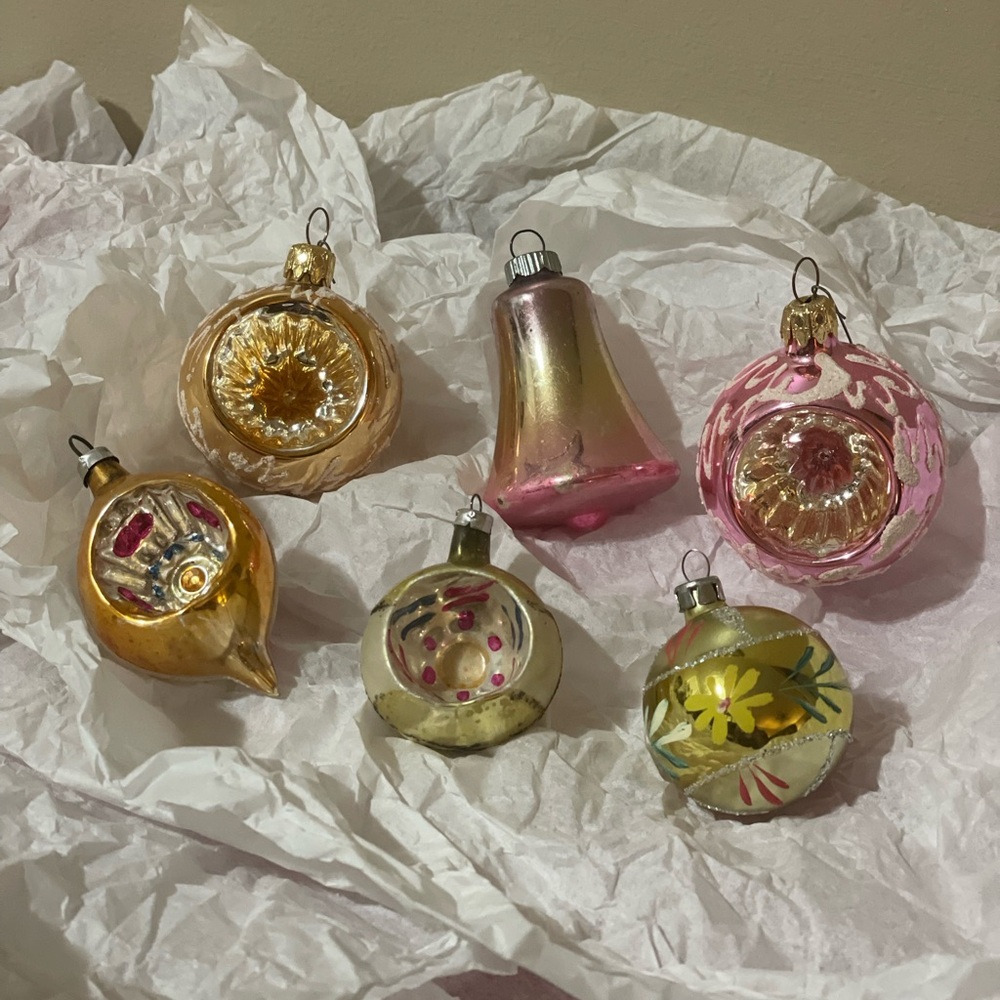 Vintage glass ornament set
